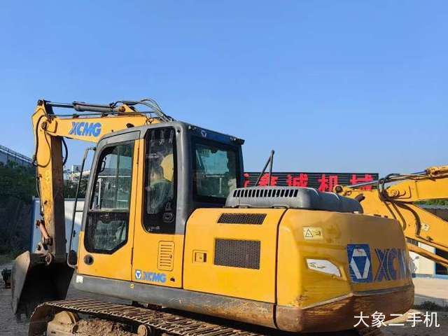 徐工 XE150 挖掘机