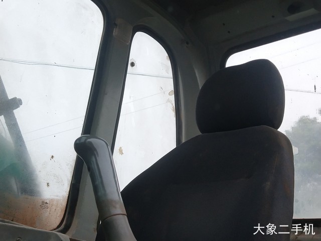 神钢 SK250-6E 挖掘机