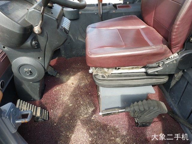 龙工 LG853N 装载机