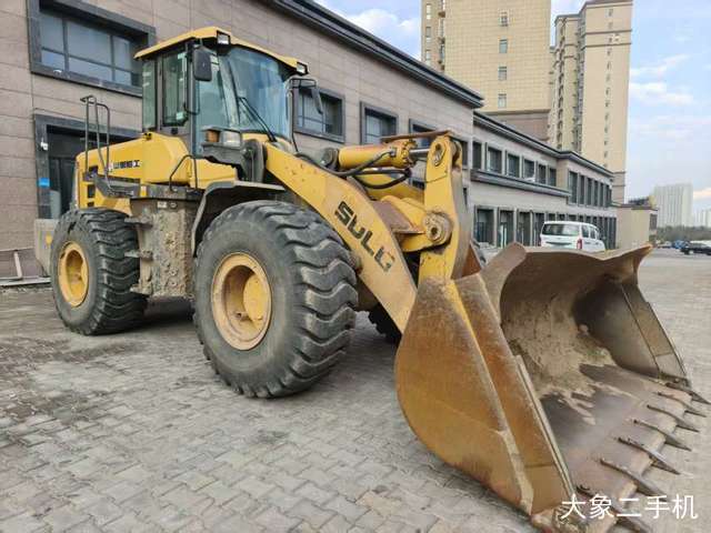 山东临工 L955F 装载机