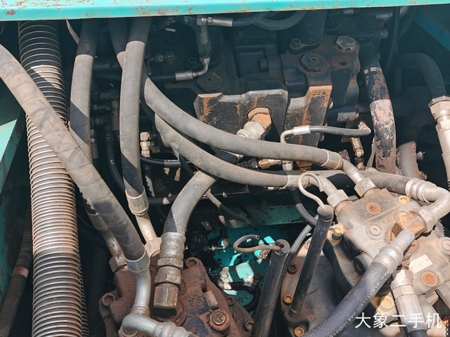 神钢 SK460-8 挖掘机