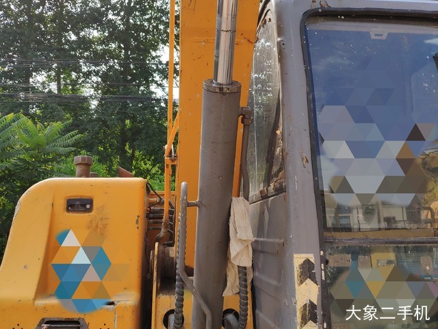 徐工 XE80 挖掘机