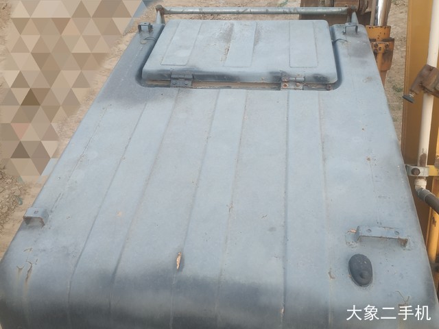 现代 R225LC-7 挖掘机