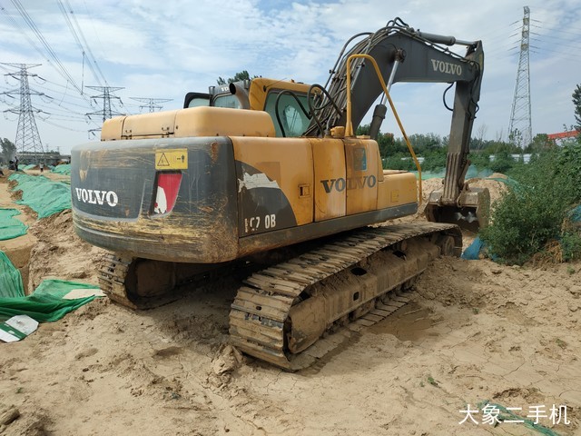 沃尔沃 EC210BLC 挖掘机