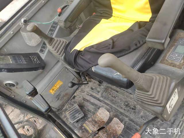 玉柴 YC50-8 挖掘机