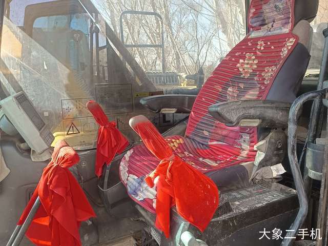 三一重工 SY245H 挖掘机