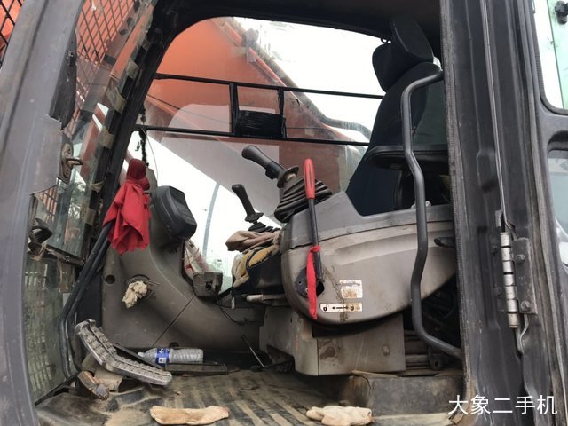 日立 ZX330—3 挖掘机