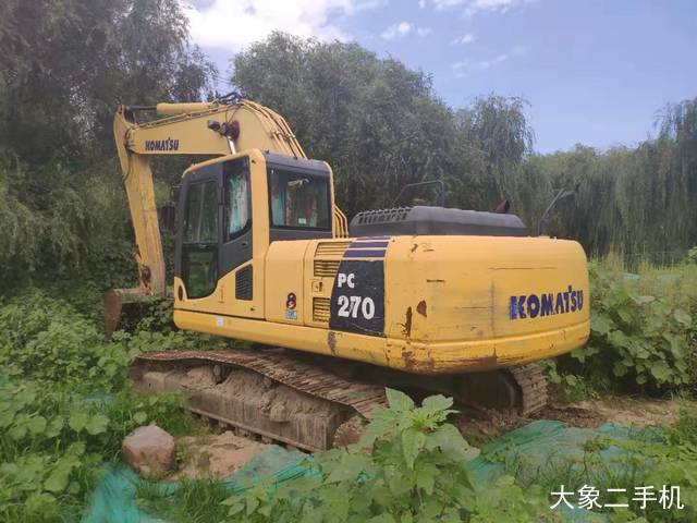 小松 PC220-8 挖掘机