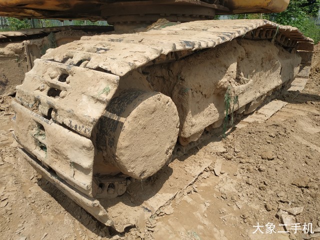 小松 PC200-8 挖掘机