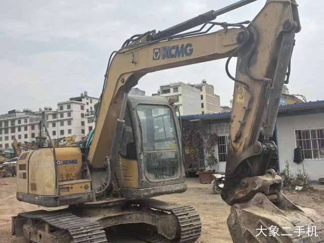 徐工 XE80D 挖掘机