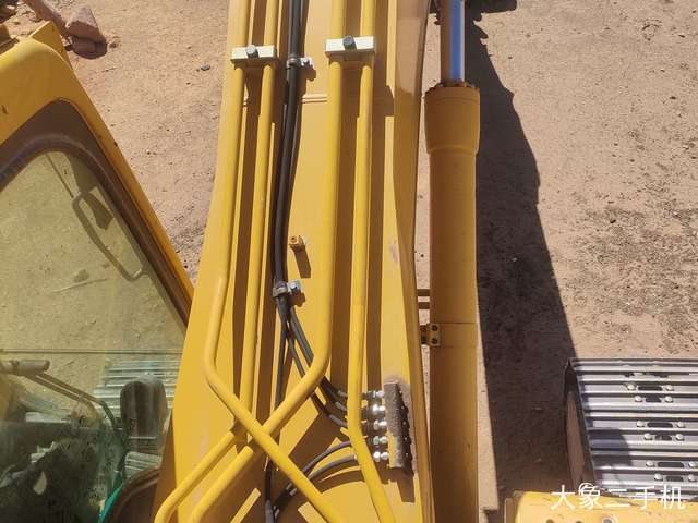 山东临工 E6225F 挖掘机