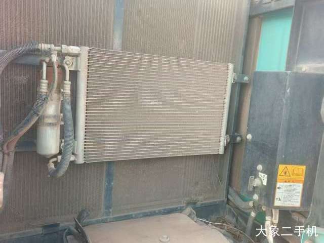 神钢 SK260LC-10 挖掘机