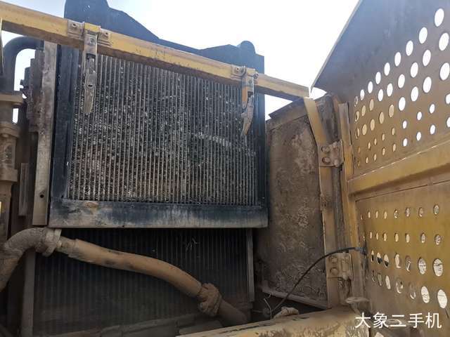 加藤 HD820 挖掘机