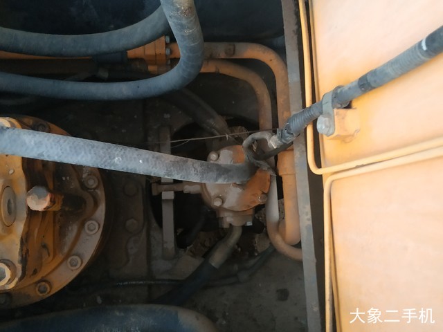 三一重工 SY215C 挖掘机