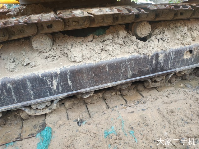 龙工 LG6225 挖掘机