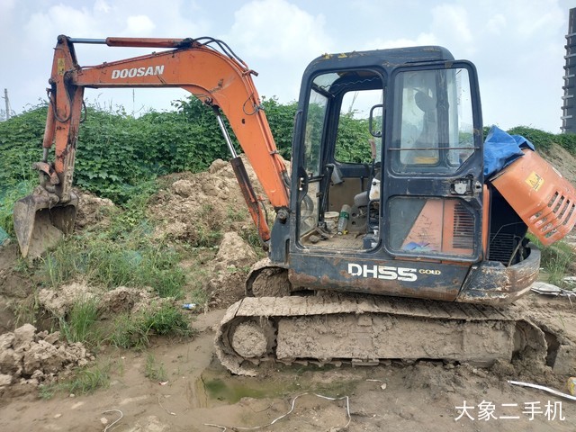 斗山 DH55-V 挖掘机