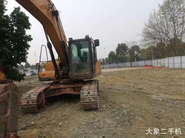 三一重工 SY225H 挖掘机