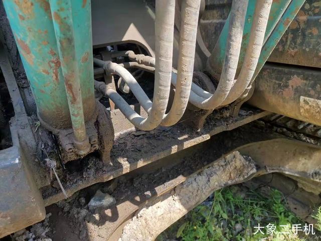 神钢 SK130-8 挖掘机