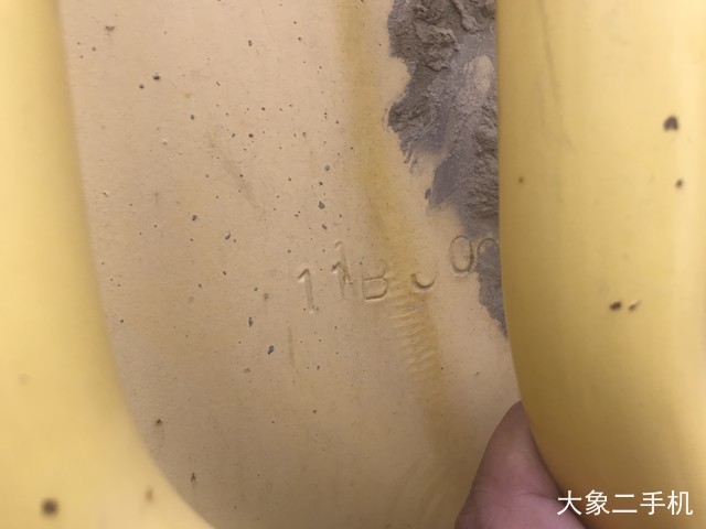 小松 PC200LC-8(600mm履带板) 挖掘机