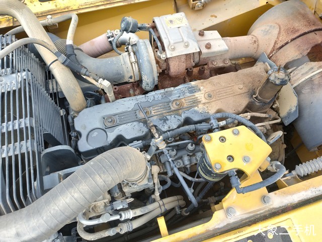 小松 PC240LC-8M0 挖掘机