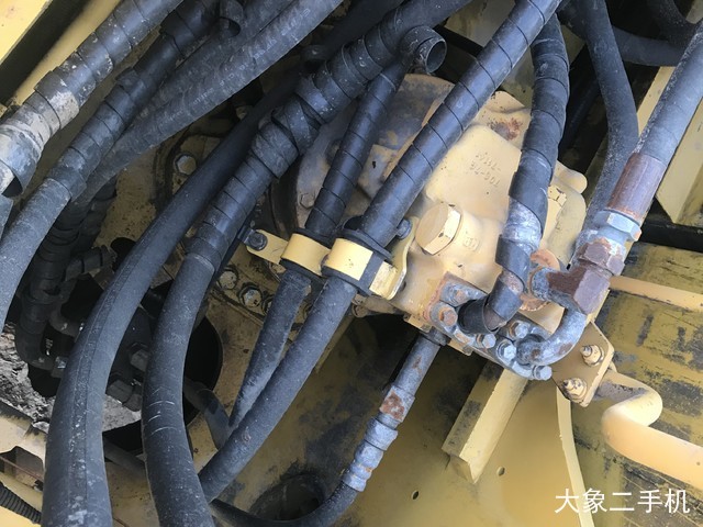 小松 PC220-8M0 挖掘机