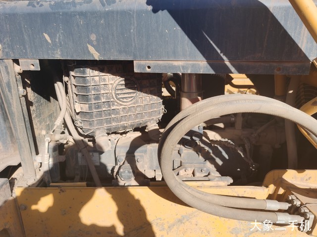 山推 SD16标准型 推土机