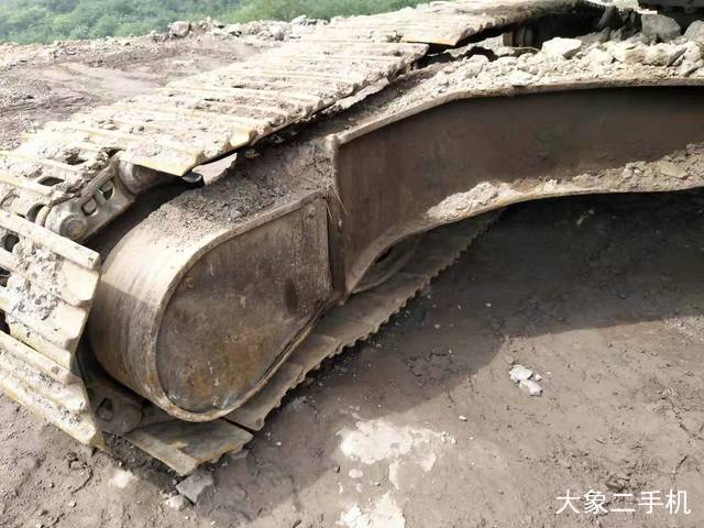 小松 PC240LC-8 挖掘机