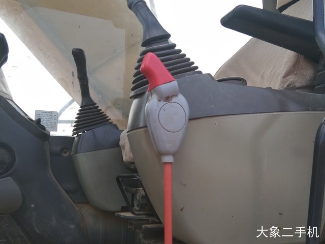 小松 PC240LC-8 挖掘机