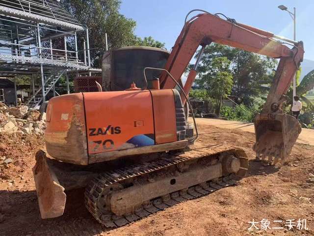 日立 EX70 挖掘机