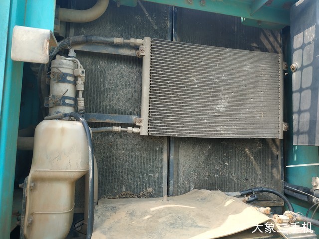 神钢 SK260LC-8 挖掘机