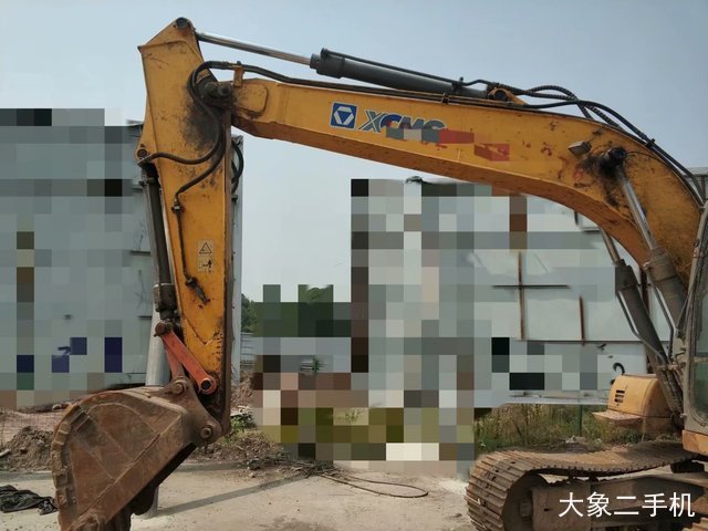 徐工 XE150 挖掘机
