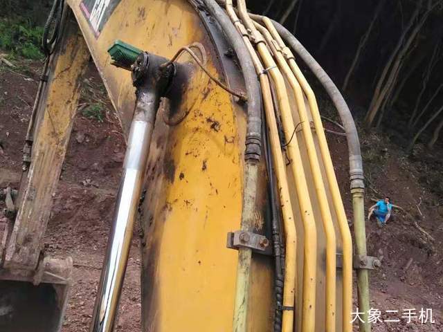 卡特彼勒 320C 挖掘机