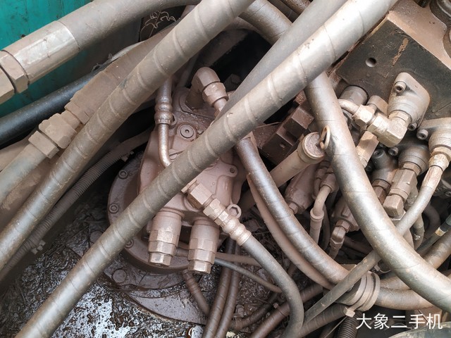 神钢 SK140LC-8 挖掘机