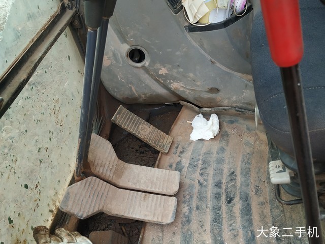 神钢 SK140LC-8 挖掘机