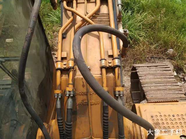 雷沃重工 FR225E 挖掘机