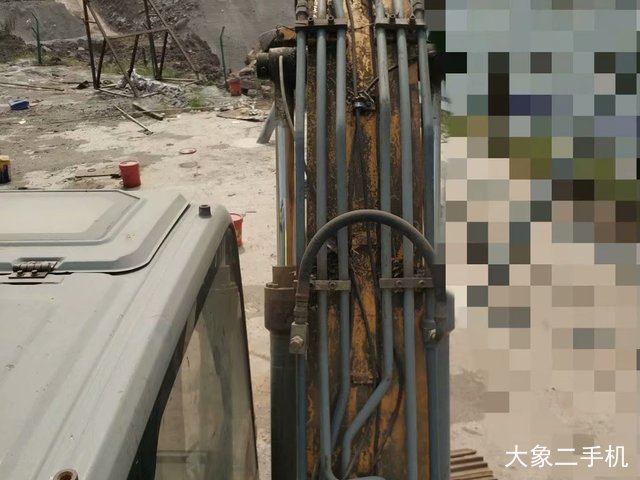 徐工 XE150 挖掘机