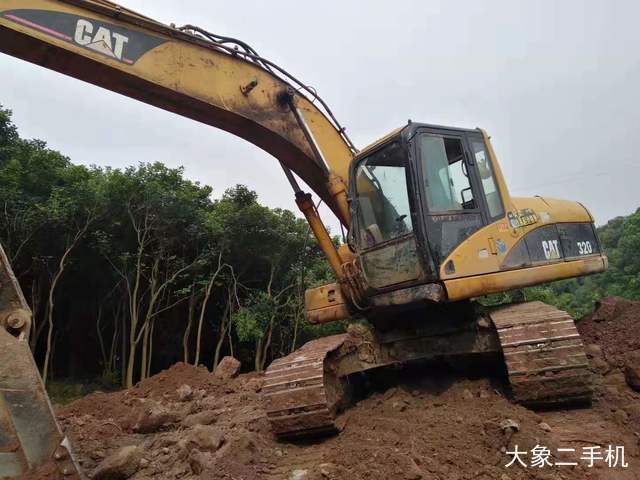 卡特彼勒 320C 挖掘机