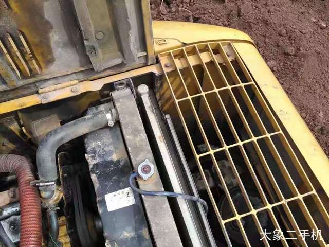 卡特彼勒 320C 挖掘机