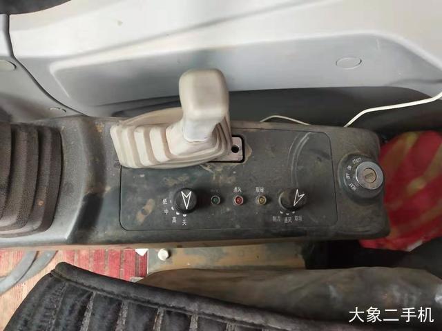 徐工 XE60 挖掘机