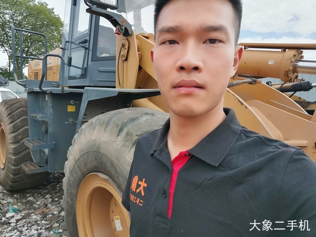 龙工 LG855N 装载机