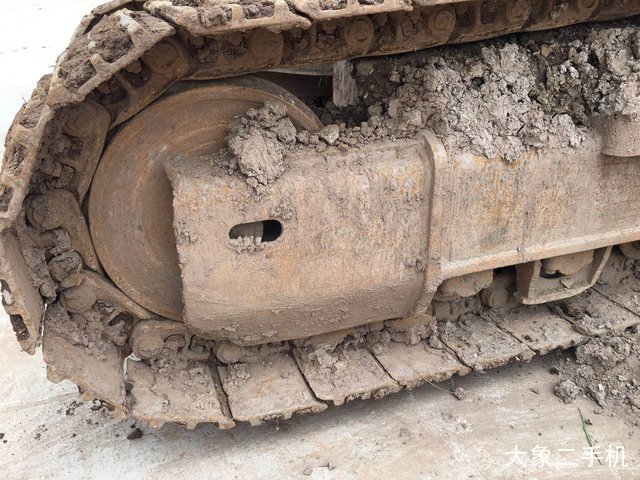 徐工 XE335C 挖掘机