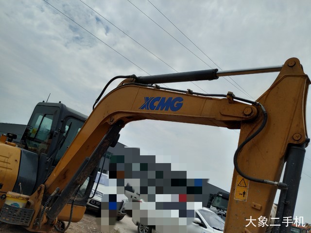 徐工 XE55D 挖掘机