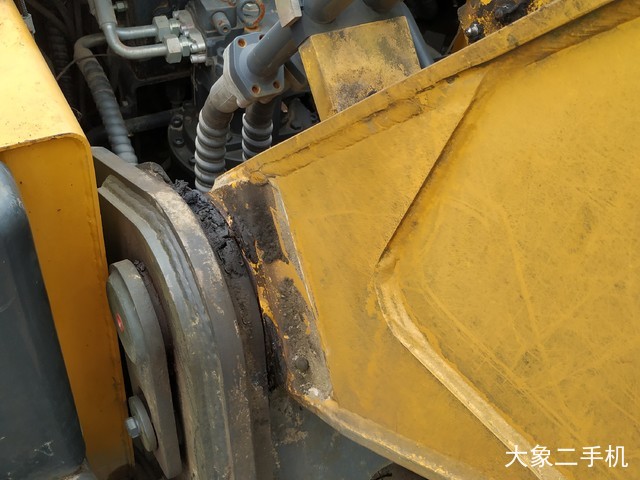 徐工 XE265C 挖掘机