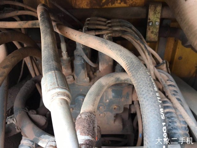 徐工 XE335C 挖掘机