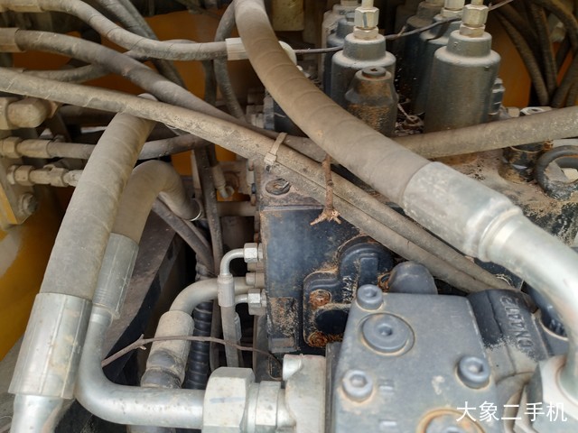 徐工 XE265C 挖掘机