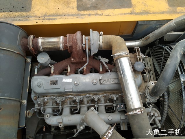 徐工 XE265C 挖掘机