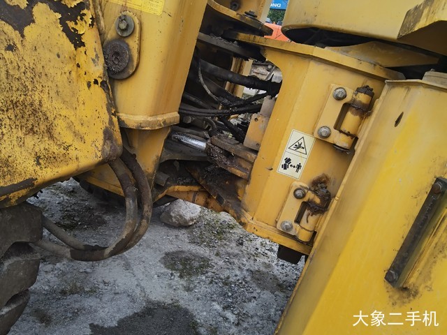 雷沃重工 ETX956 装载机