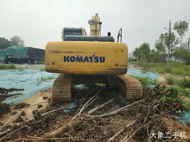 小松 PC240LC-8 挖掘机