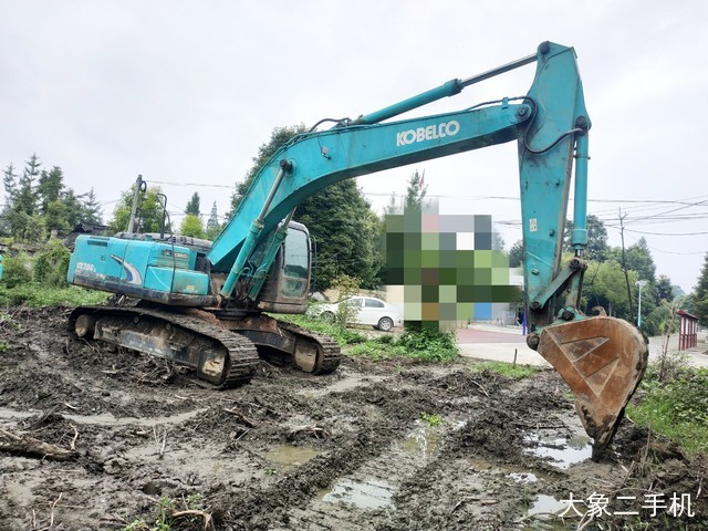 神钢 SK260LC-8 挖掘机