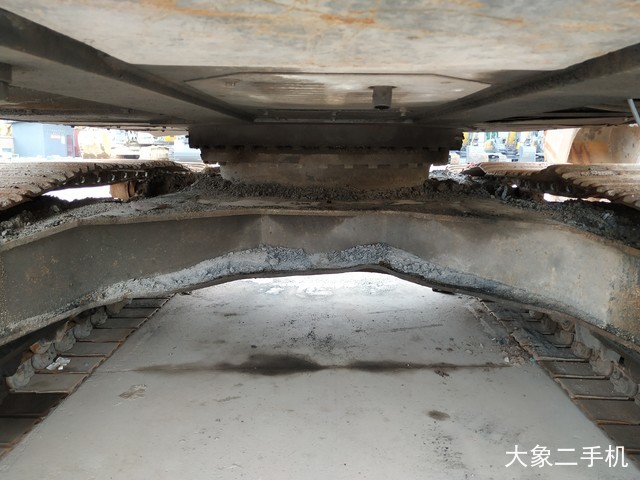 徐工 XE265C 挖掘机